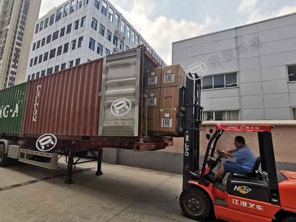 電伴熱、電采暖產(chǎn)品裝柜運輸